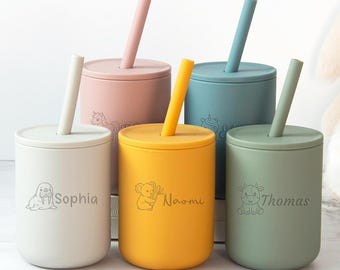 Vaso infantil personalizado con grabado y pajita de 200 ml, vaso de silicona para bebé con nombre, vaso de entrenamiento antiderrame, regalo para baby shower y primer cumpleaños