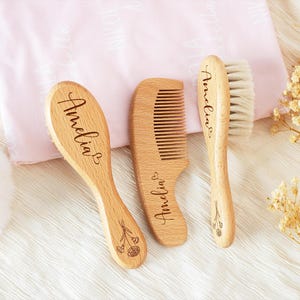 Set di spazzole per capelli in legno personalizzate per neonati, spazzola con nome inciso personalizzato, set di spazzola e pettine in legno per neonati, baby shower, regalo per neonati, regalo per neonati