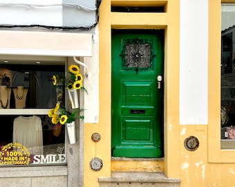 Portugal, Evora - Door Photograph, Smile!