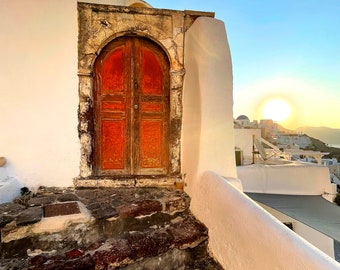 Oia, Santorini - Sunrise in Beautiful Oia!