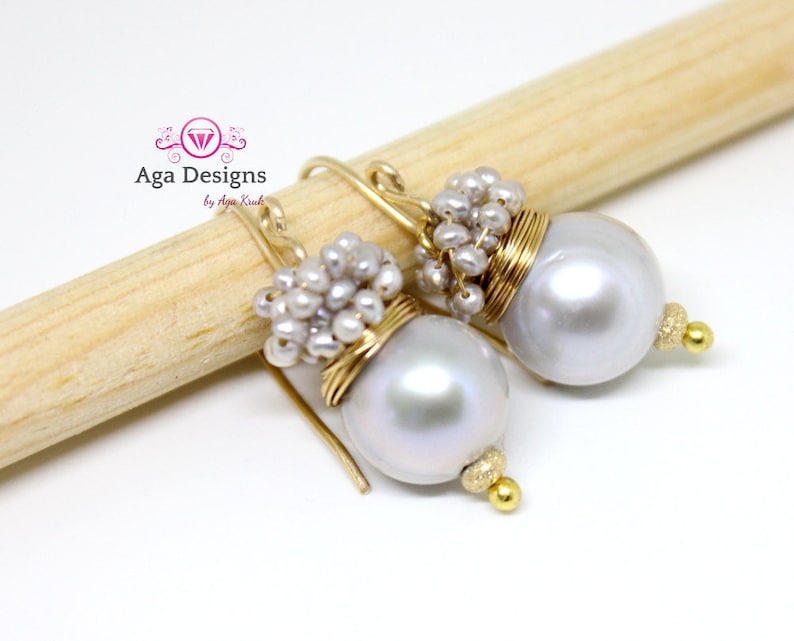 Freshwater Pearl earrings, earrings with big silver fresh water pearl and silver seed pearls image 3