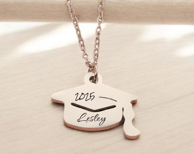 Graduation Pendant  | Engraved Jewlery | Graduation Cap | Keepsake Jewlery | Personalized Necklace | Jewlery | Graduation Gift