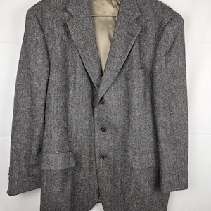 Vintage Dark Gray Tweed Wool Blazer by Austin Reed, Size 44R