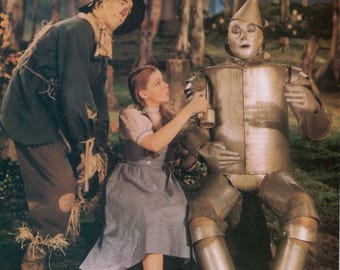 The Wizard of Oz - Dorthy & Scarecrow Meeting Tinman in the Forest - Art Print for Wall Decor Vintage 1980s (Set of 2 Bookpages)