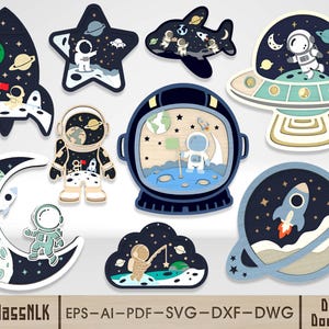 Op de afbeelding: Een verzameling digitale illustraties met een ruimtethema, waaronder astronauten, raketten, planeten en ufo's in diverse vormen. De ontwerpen bevatten een halve maan, een ster en een helm, met onderaan de tekst HourglassNLK EPS-AI-PDF-SVG-DXF-DWG Digital Download.
