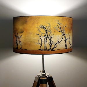 Pantalla de lámpara de espino: Tambor grande, diseño de naturaleza arbórea