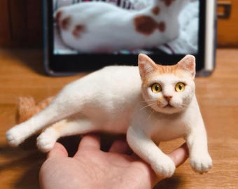 Custom Needle Felt Cat Figurine, Custom Wool Felting Pet Portrait-Stuffed Cute Kitten Plush Gift, Pet Loss Memorial, Pet Loss Gift