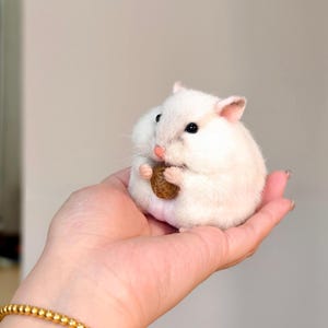 Custom Needle Felted Hamster Sculpture-Hamster Loss Memorial Gift-Hamster Plush Replica-Hamster Lovers Gift-Needle Felted Hamster