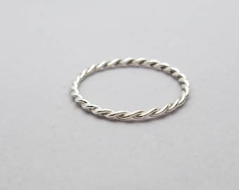 Sterling Silver Twist Ring - Etsy
