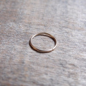 Catchless Hoop 14k Gold Fill