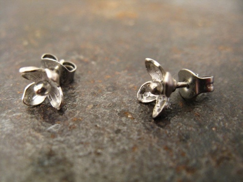 Lilac Stud Earrings in Sterling Silver image 4