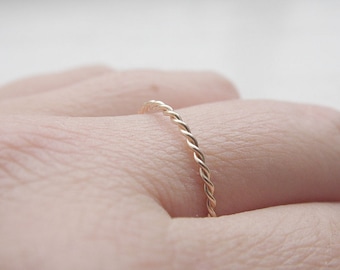 Twist Ring 14k Gold Filled