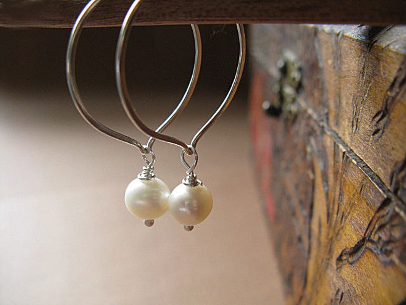 Lotus hoop earrings with freshwater pearl image 3