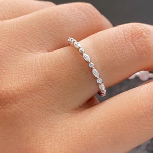 Alternating Round And Marquise Moissanite Wedding Band, Diamond Wedding Band, Womens Full Eternity Moissanite Wedding Band, Gift for Her