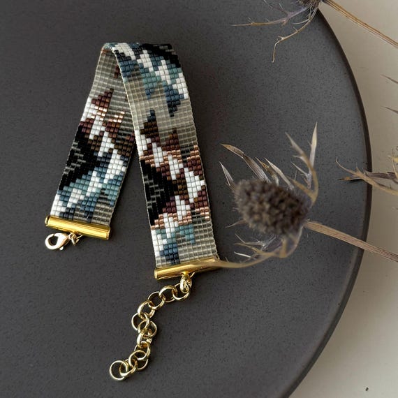 Miyuki Delica Loom Bracelet Pattern, Native Design (PDF)