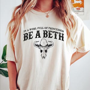 Boho Cow Skull Shirt, Comfort Colors Howdy Shirt, Wild West Shirt, Cowgirl Shirt, Bull Skull Shirt, Country Music Shirt, Wild West Tee