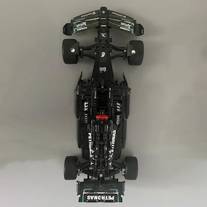 Wall Mount to display Lego Mercedes AMG F1 42171