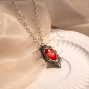 Devil May Cry Dante Necklace: Cosplay Amulet Jewelry