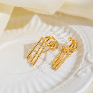 zoro earring,S925 zoro Earrings,COS,zoro,drop earring,S925 Earrings,earring,gold earring,anime cosplay,Just one ear piercing