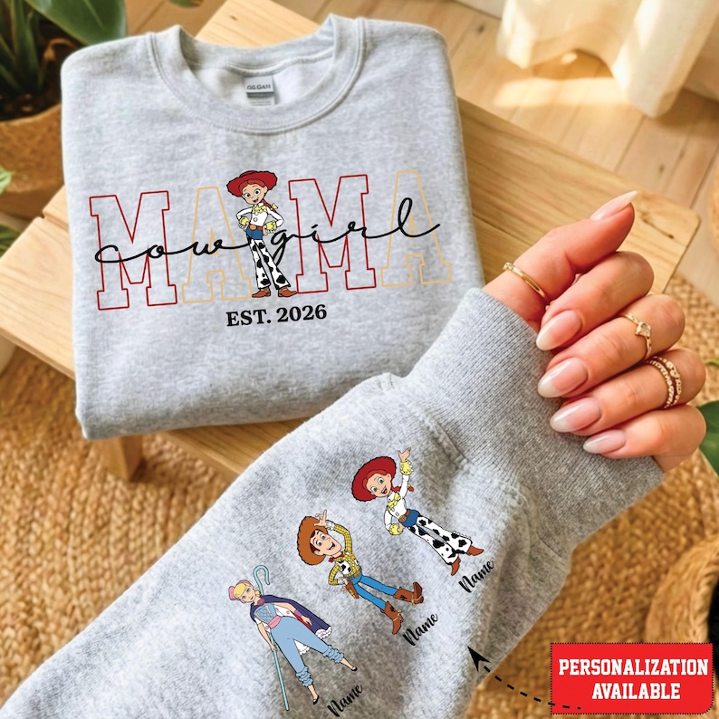 Sudadera de mamá, sudadera personalizada para el Día de la Madre, sudadera de mamá de Toy Story, sudadera con nombres personalizados en las mangas, sudadera de Toy Story de Disney Sports Grey