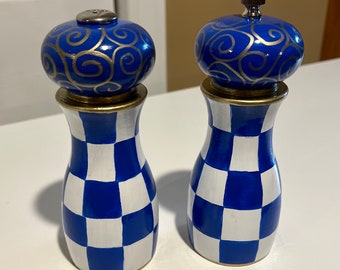 Salt Pepper Set, Painted Salt Pepper Set, Pepper grinder Salt Set hand painted home decor