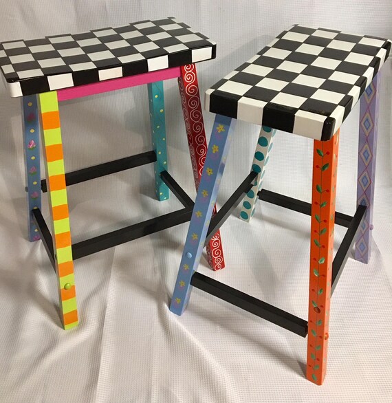 Checkered bar stools deals