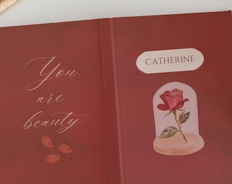 Personlig BELLE-babybokpresent, akvarell Skönheten och odjuret babyshower, anpassad sagopresent till nyfödd, prinsessbarnrumsdekor