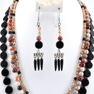 Earth Strands multi-strand earth tone necklace and earrings.