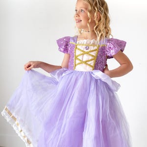 Déguisement de princesse inspiré de Raiponce, robe de princesse violette, robe de costume de Raiponce, costume de princesse de Raiponce, costume d&#39;inspiration Disney