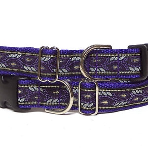 Purple metallic dog collar with buckle in a leaf design image 1