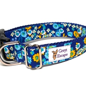 Blue floral dog collar with buckle, blue adjustable dog collar with flowers, spring floral collar, Fusion imagem 2