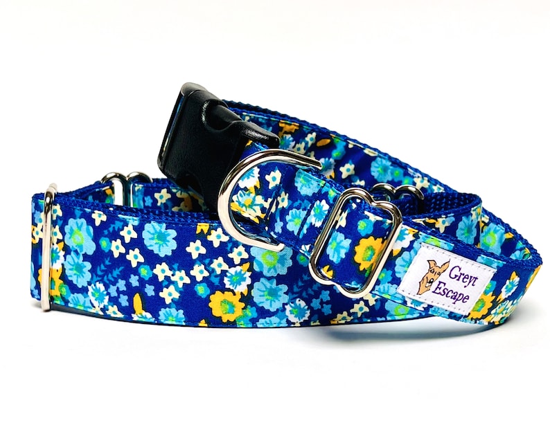 Blue floral dog collar with buckle, blue adjustable dog collar with flowers, spring floral collar, Fusion imagem 10