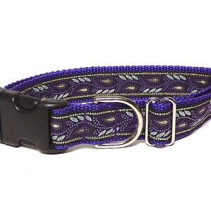 Purple metallic dog collar with buckle in a leaf design image 5