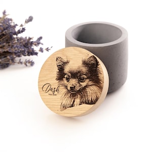Personalized Pet Ashes Urn with Oak Lid