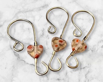 Ganci decorativi con perline fatti a mano – Set di 6 ganci decorativi con perline a forma di cuore – Set di ganci per albero di Natale