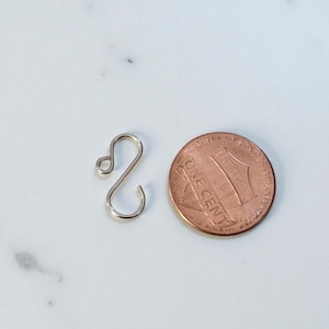 Handcrafted 20-Gauge Wire Ornament Hooks – 0.75 Inches Long SILVER