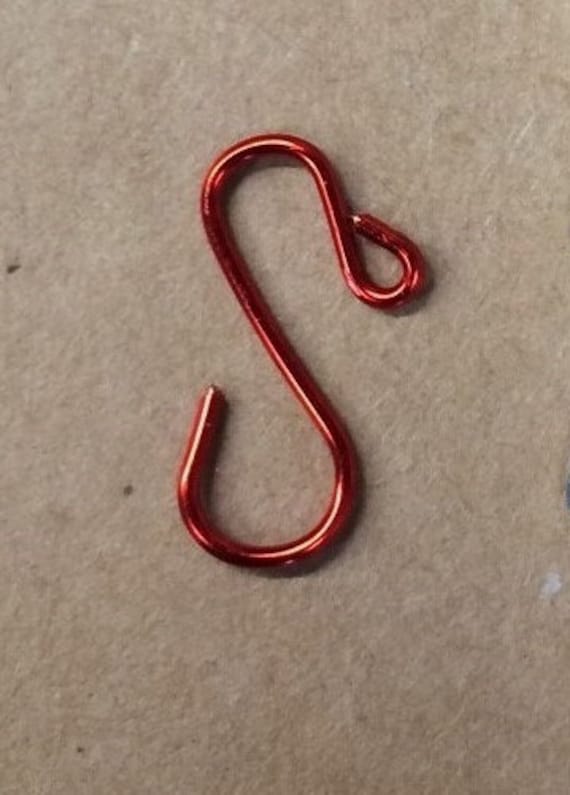 Handmade Mini RED Ornament Hooks, 20 Gauge Wire Hooks 0.75 Inches Long Mini  Ornament Hooks Mini Ornament Hangers Small Tree Hooks 
