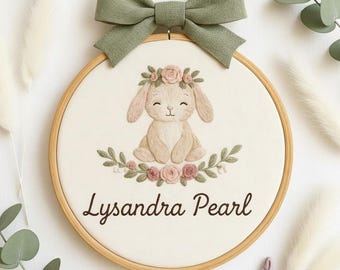 Aro personalizado con nombre de bebé y conejito: decoración bordada para habitación infantil