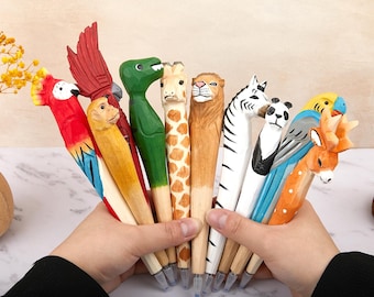 Matita intagliata in legno a forma di pappagallo blu fatta a mano, matita in legno rustico, matita in legno, matite per bambini, regalo di laurea unico, regali per bambini