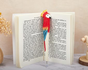 Handmade Animal Woodcarving Pen,Rustic Wood Pencil,Eco-friendly pen，Cute Wooden Pen,Gift for Kids,Back to School Gift,Handmade Gifts