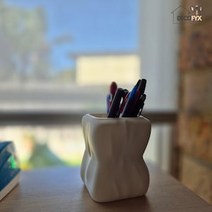 Pen Holder For Desk | Desk Organizer | Office Accessories | Storage Organization | 3D Printed Desk Gifts | Modern Pen Vase Pot | Home Decor