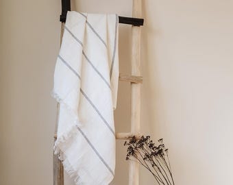 100% Linen Beach Towel – Cozy, Lightweight Summer Towel and Blanket – GENUTE