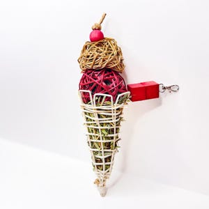 Giocattolo da masticare appeso a forma di cono gelato da 10 pollici: ortica verde e ibisco