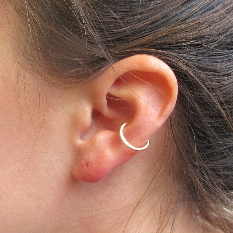 SINGLE Big Gauge Hoop Earrings Face Hammered Endless Plain Conch Tragus Precious and Semi Precious Helix Cartilage Orbital