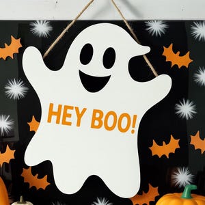 Ghost Door Hanger, Halloween Door Hanger, Hey Boo Ghost Door Hanger, Front door decor | Wooden Door Hanger | Pumpkin Fall Door Sign
