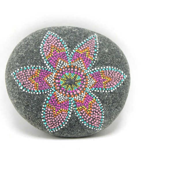No. 48 | FLORA collection | Painted stones by Amy Komar