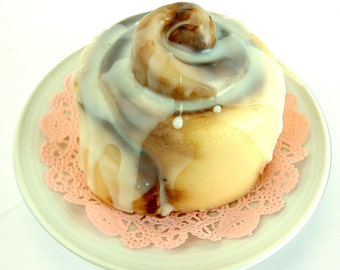 Cinnamon Roll - Goat's Milk Soap Bar