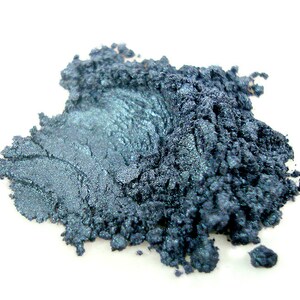 Ione Mineral Pigment Makeup image 1