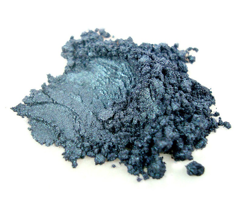 Ione Mineral Pigment Makeup image 1