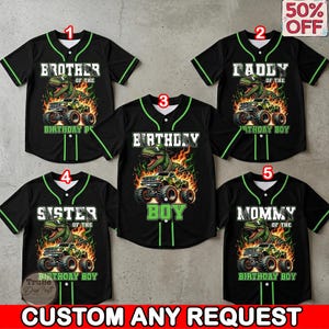 Camiseta de béisbol personalizada con diseño de dinosaurio y coche, camiseta de cumpleaños para niño con nombre y número personalizados, camiseta a juego para toda la familia, atuendo para fiesta de cumpleaños, temática de camión.
